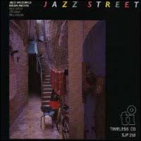 �W���Y�E�X�g���[�g