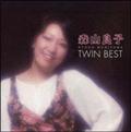 XRǎq TWIN BEST