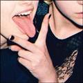 V