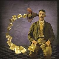 �A���g�[���h�E�X�g�[���[�Y