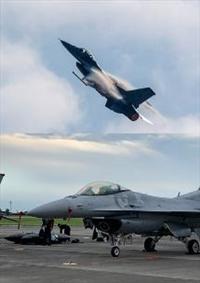 �e�|�P�U�@�f���t���C�g�@�W�F�C�R�u�g�v�����h�C���y���[����с@�u�o�`�b�`�e�@�u���������@�c�������@�s�������v�Q�O�P�X�@�f���t���C�g���W��