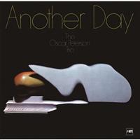 �A�i�U�[�E�f�C